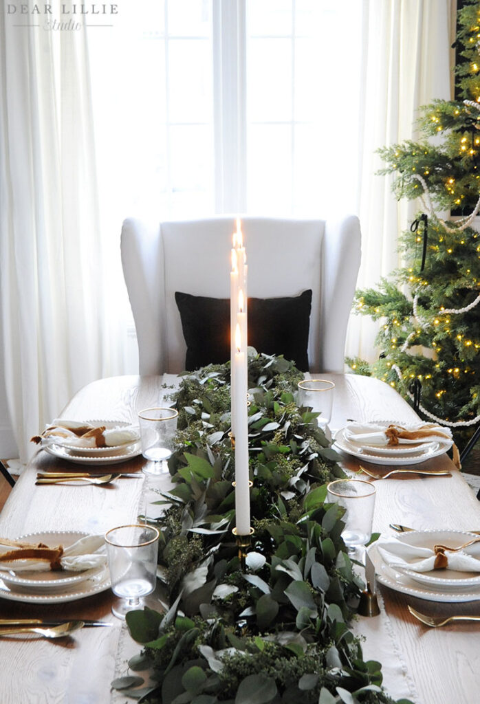 Christmas Table Setting