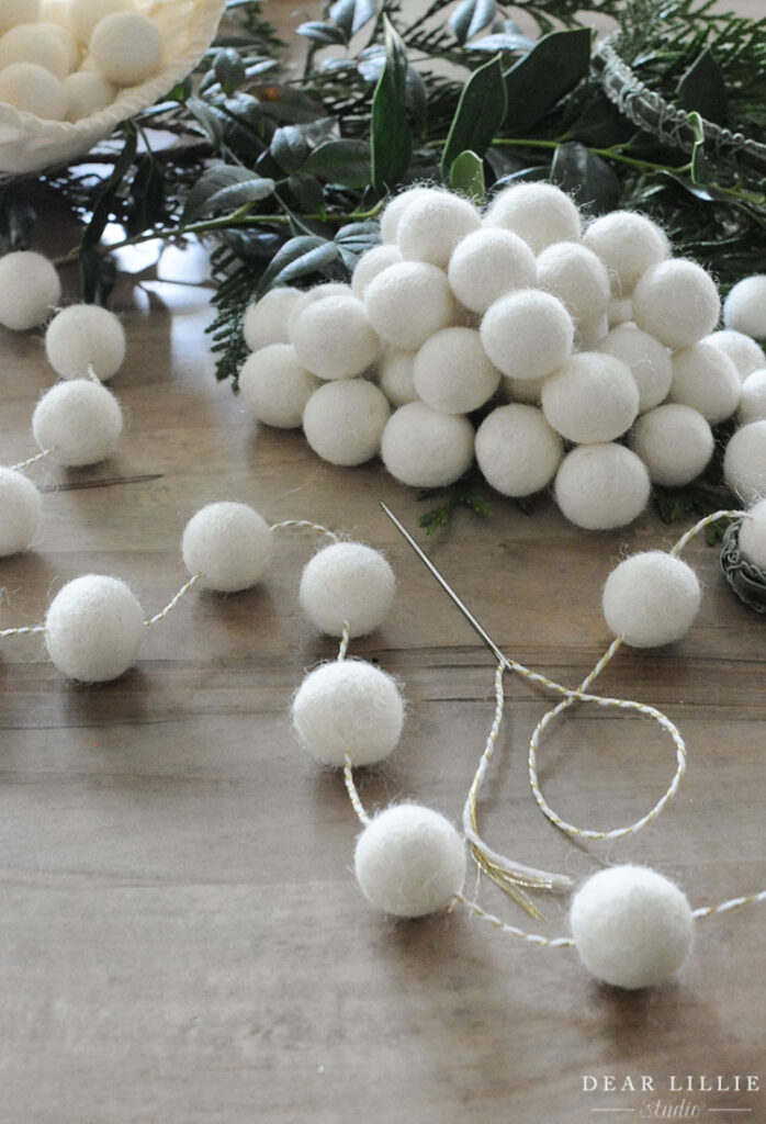 DIY Pom Pom Garland