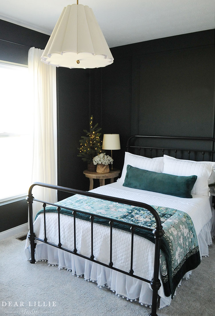 Holiday Guest Room