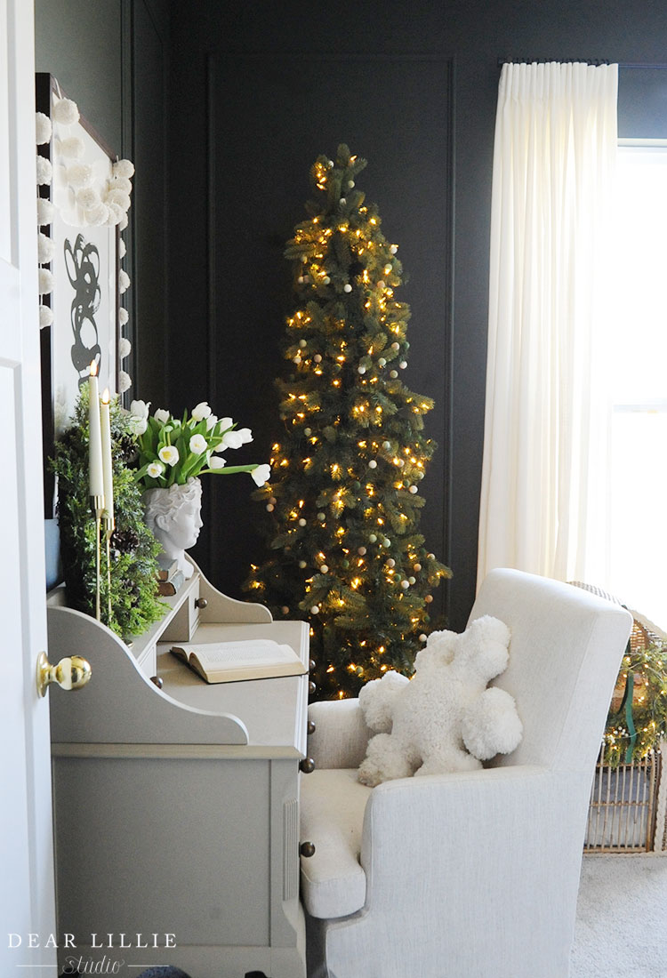 Holiday Guest Room