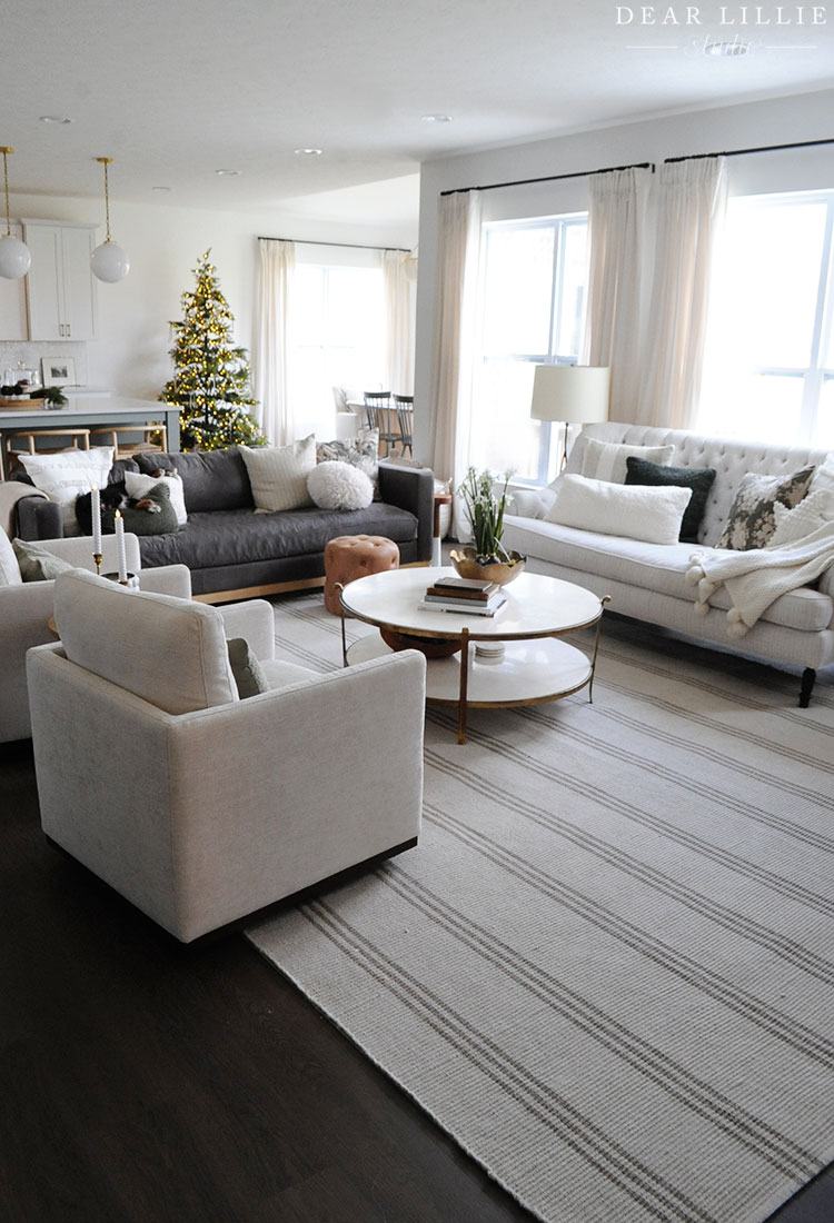 Neutral Living Room Christmas Decor